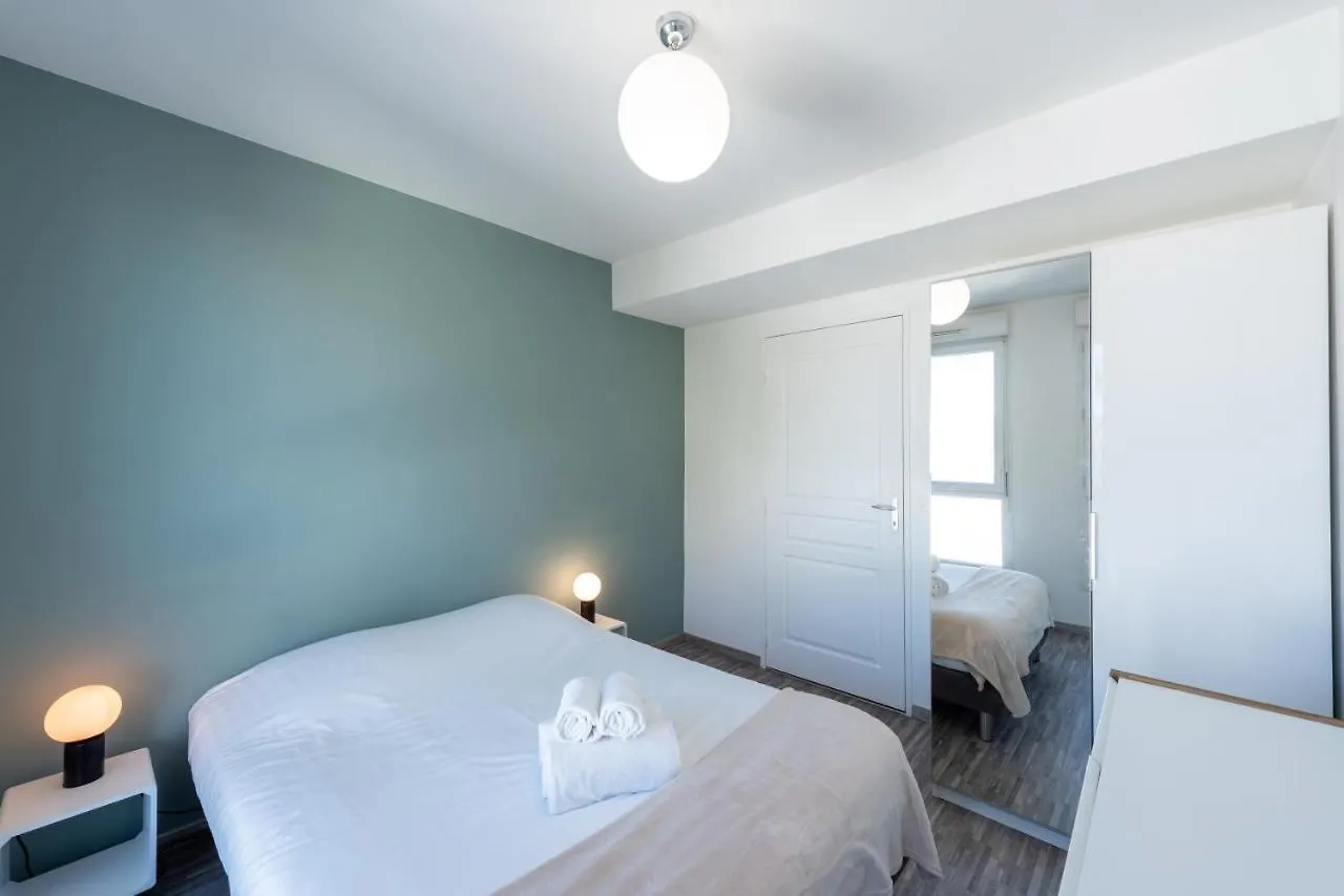 Bluemary - Spacieux T3 Garage Balcon Lione Francia